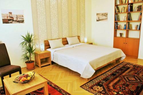 Supercentral Apartment