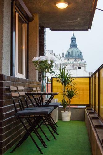 Basilica Friends Apartment
