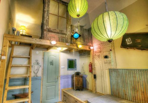 Lavender Circus Hostel, Doubles & Ensuites