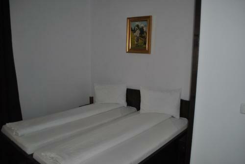 Hotel Taverna Pecicana
