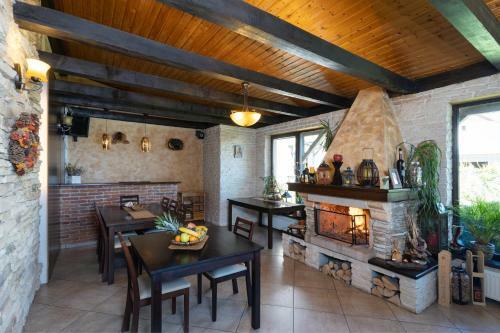 Hostal Pensiunea Lucia