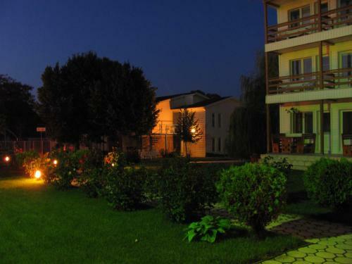 Hostel White Inn