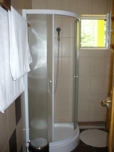 Hostal Pensiunea Tiuta