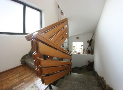 Hostal Pensiunea Colt De Munte