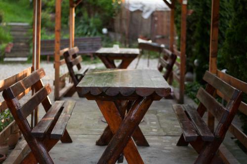Hostal Pensiunea Colt De Munte