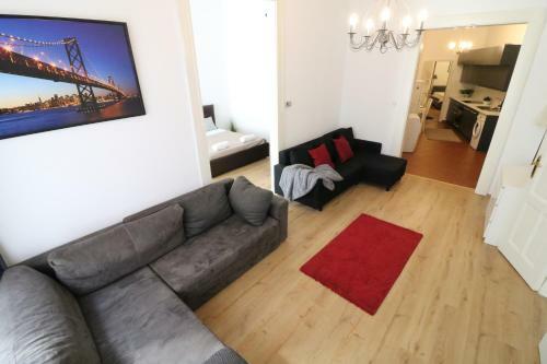Real Apartments Wessel�nyi