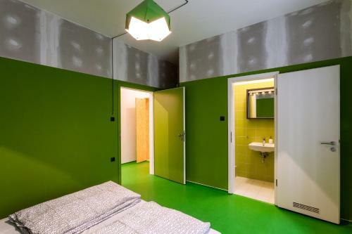 Essential Hostel