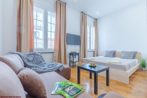 Real Apartments Zolt�n Ii.