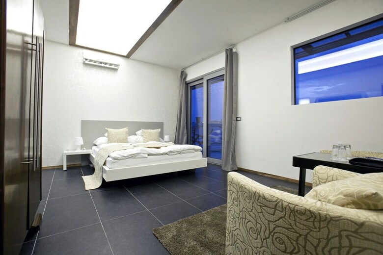 Parliament Penthouse Boutique B&B