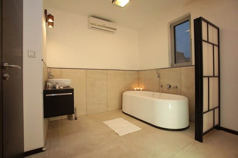 Parliament Penthouse Boutique B&B
