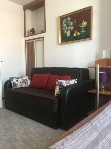 Koren Family Apartment