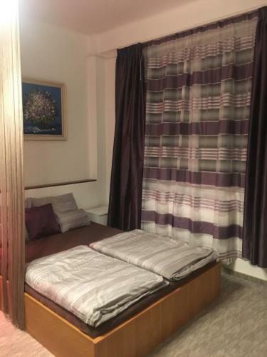 Koren Family Apartment