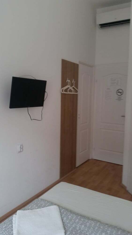 Hostal Omega Guesthouse Budapest