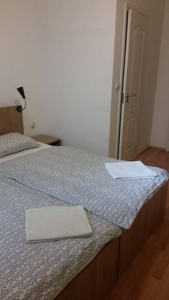 Hostal Omega Guesthouse Budapest
