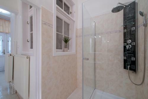 Metroflat Apartments S4