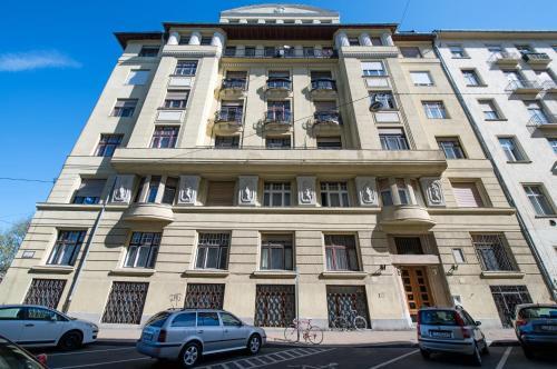 Metroflat Apartments S4