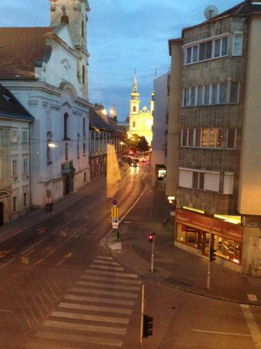 Apartamento Bauhaus Studio With Parliament View