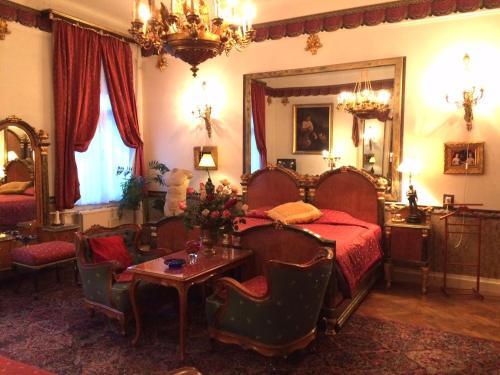 Hostal Imre Guest House