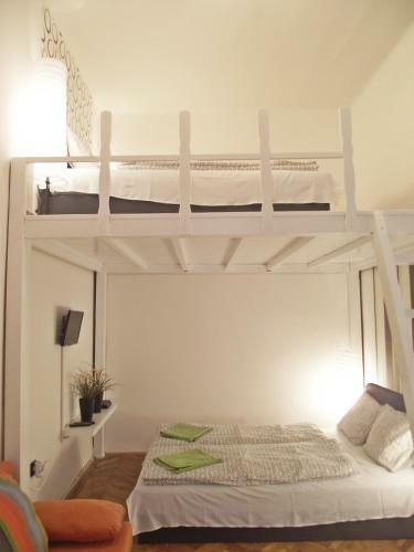 Elizabeth Apartman