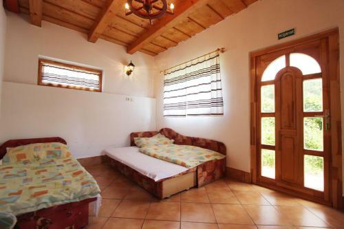 Hostal Cserh�t Guesthouse
