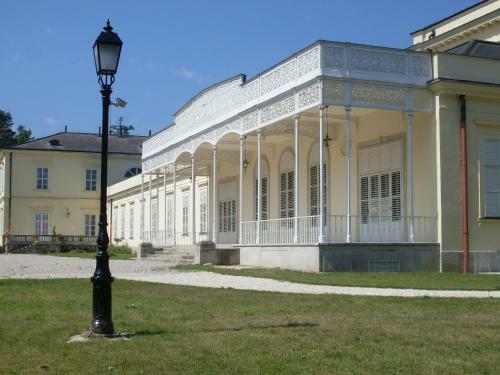 K�rolyi Kast�ly Hotel & Restaurant