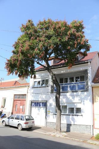 Hostal H�v-lak Apartman