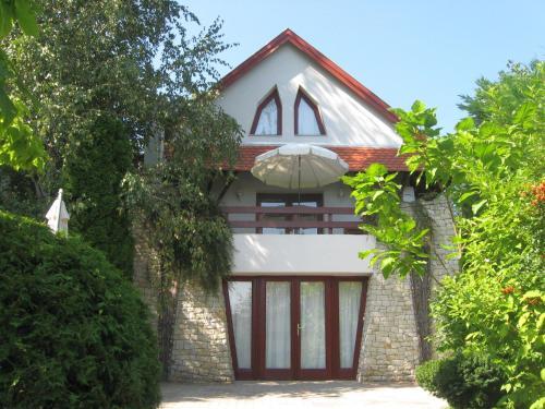 Flair Apartmanh�z