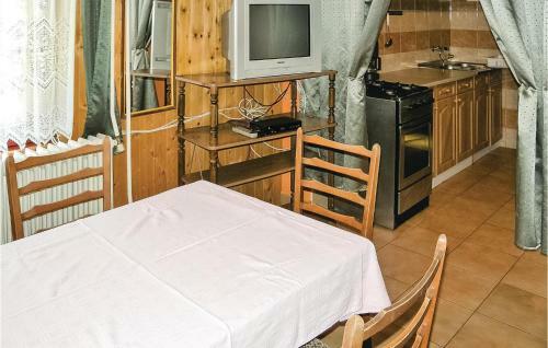 Three-bedroom Apartment In Fonyod