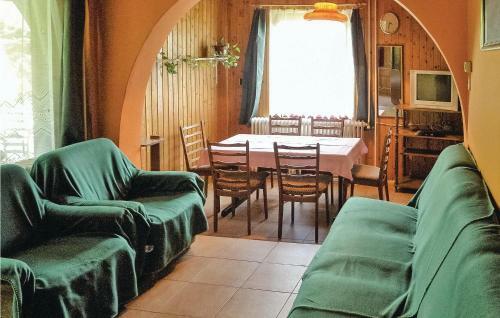 Three-bedroom Apartment In Fonyod