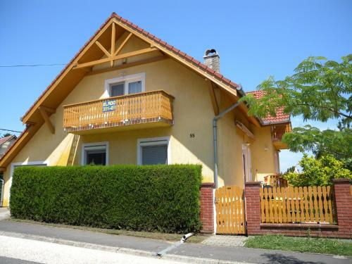 Apartment In Fonyod/balaton 35365