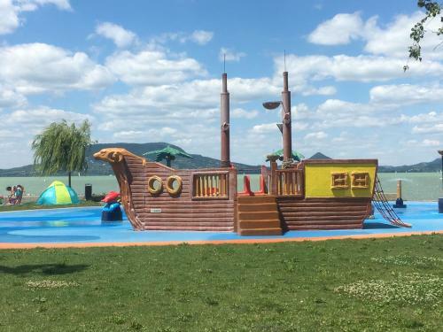 Fony�d Beach Apartment
