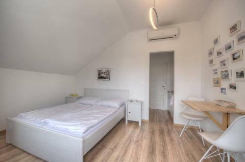 Hilltop Apartments