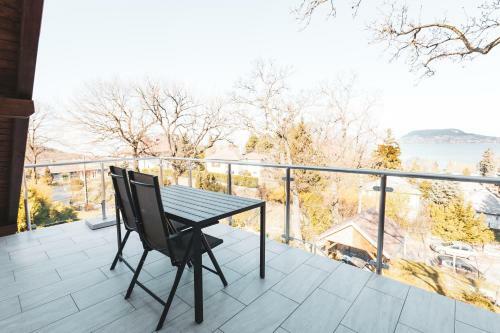 Hilltop Apartments