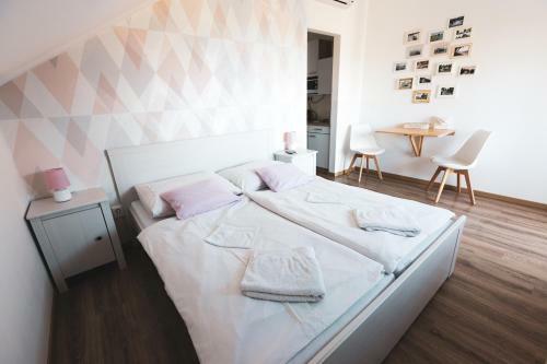 Hilltop Apartments