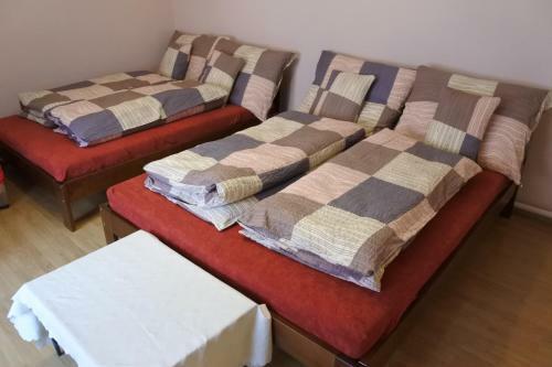 Kisasszony Apartman