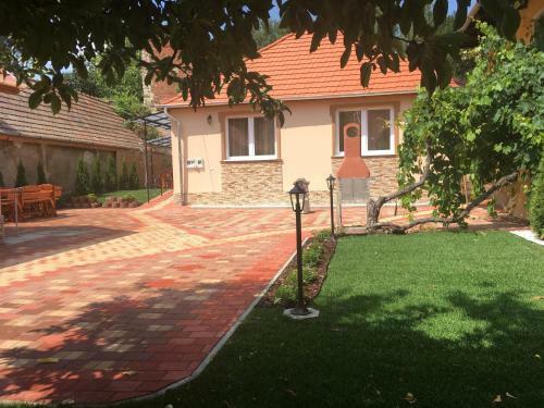 Harm�nia Belv�rosi Apartmanok