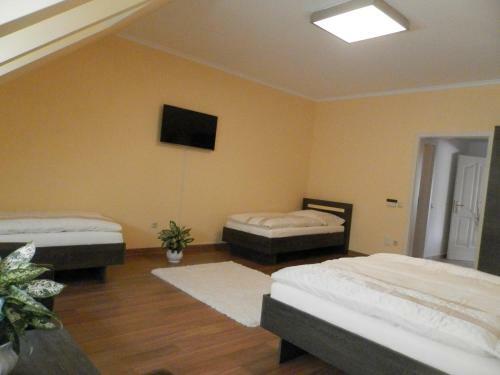 Bed & Breakfast Nagyr�t Panzi� Eger