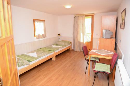 Bed & Breakfast Napsug�r Panzi�