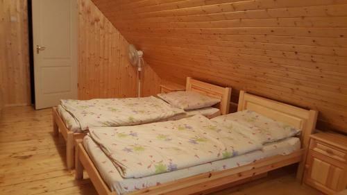Hostal Kemenc�s Vend�gh�z