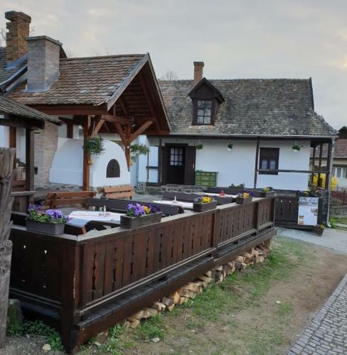 Hostal Kemenc�s Vend�gh�z