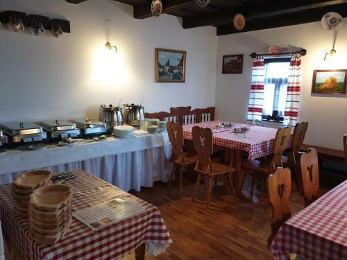 Hostal Kemenc�s Vend�gh�z
