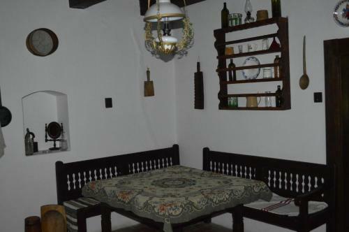 Holl�k�ves Vend�gh�zak
