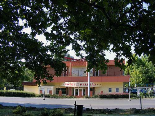 Hotel Pelik�n
