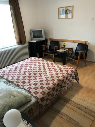 Friends Villa Apartments 2