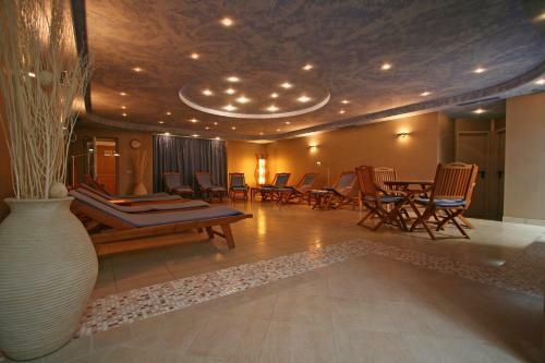 Hotel Torn�cos H�z - Hegyk?
