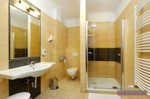 Paprika M1 Hotel