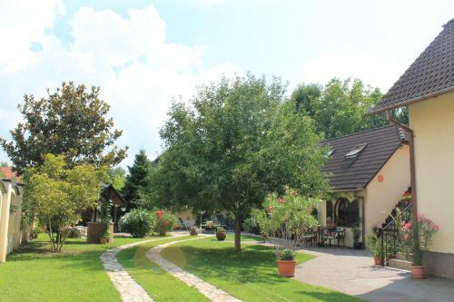 Hostal Villa Harkany
