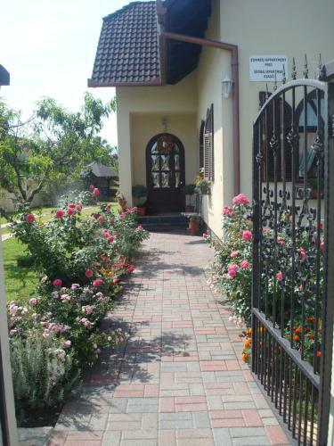 Hostal Villa Harkany