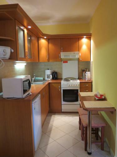 J�zmin Apartman