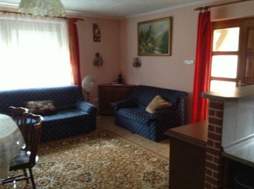 Szem�n Apartman